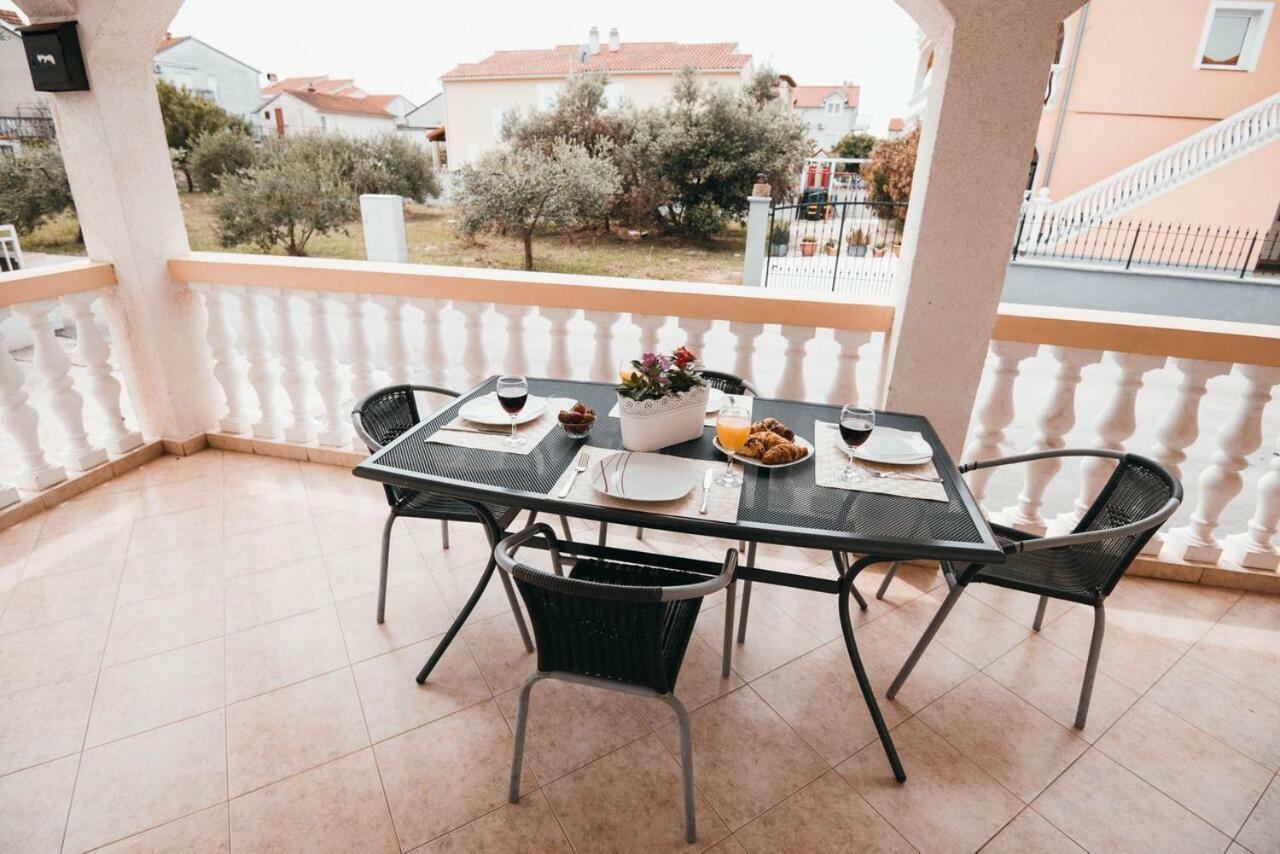 Apartmani Tamaris Vodice Bagian luar foto