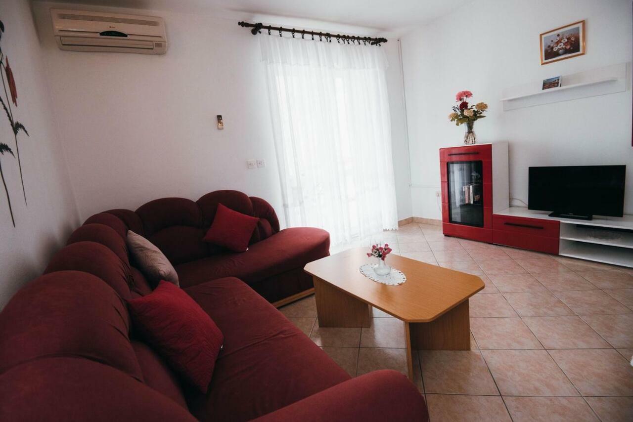 Apartmani Tamaris Vodice Bagian luar foto