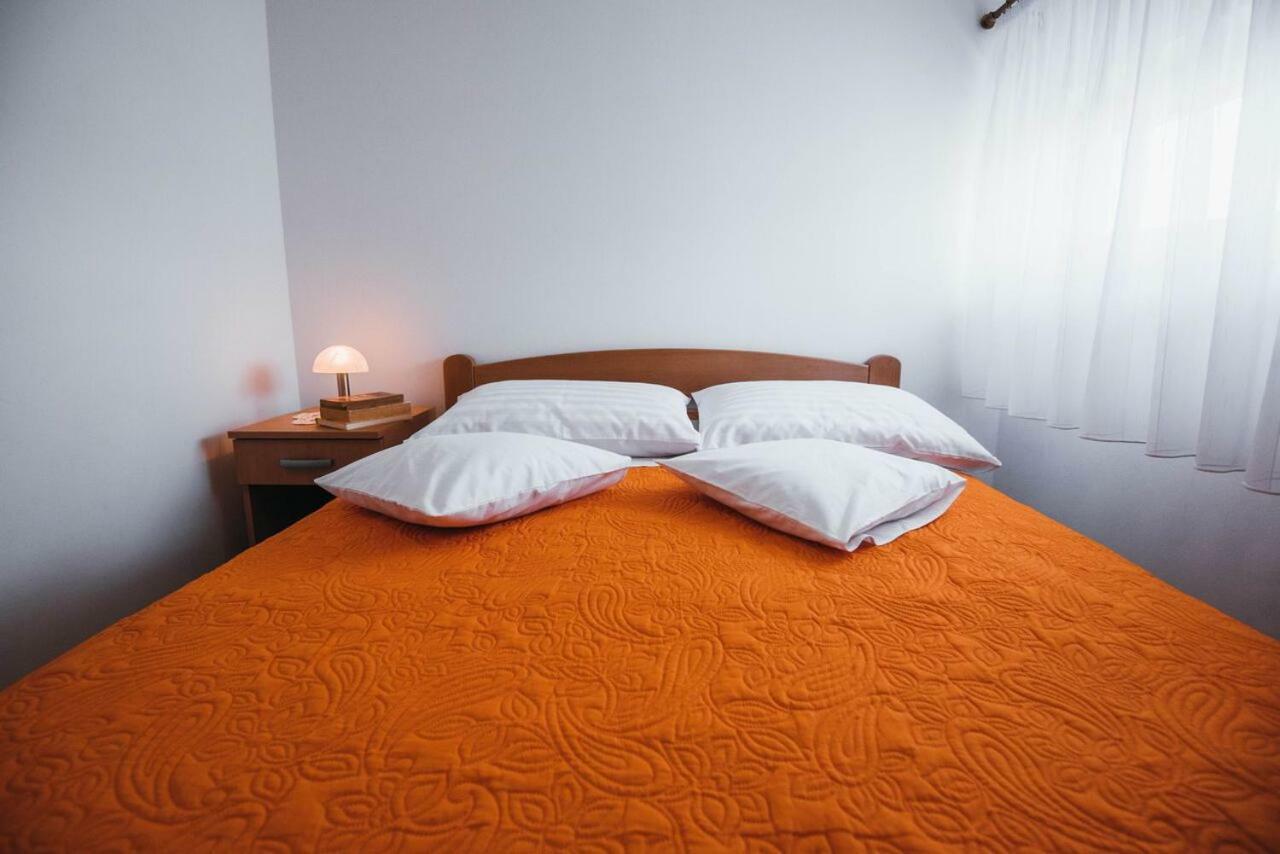 Apartmani Tamaris Vodice Bagian luar foto